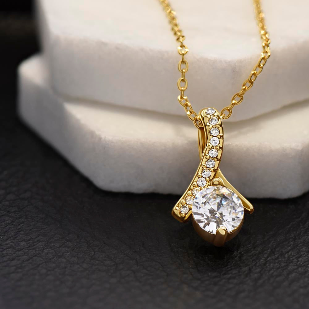 To My Mom Alluring Beauty Necklace – A Gift of Love &amp; Gratitude